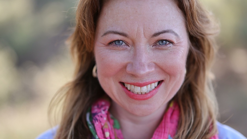 Kat O’Brien, "Finding the Funny: Chicago Comedy Scene Wisdom for Writers of All Genres" promotional image